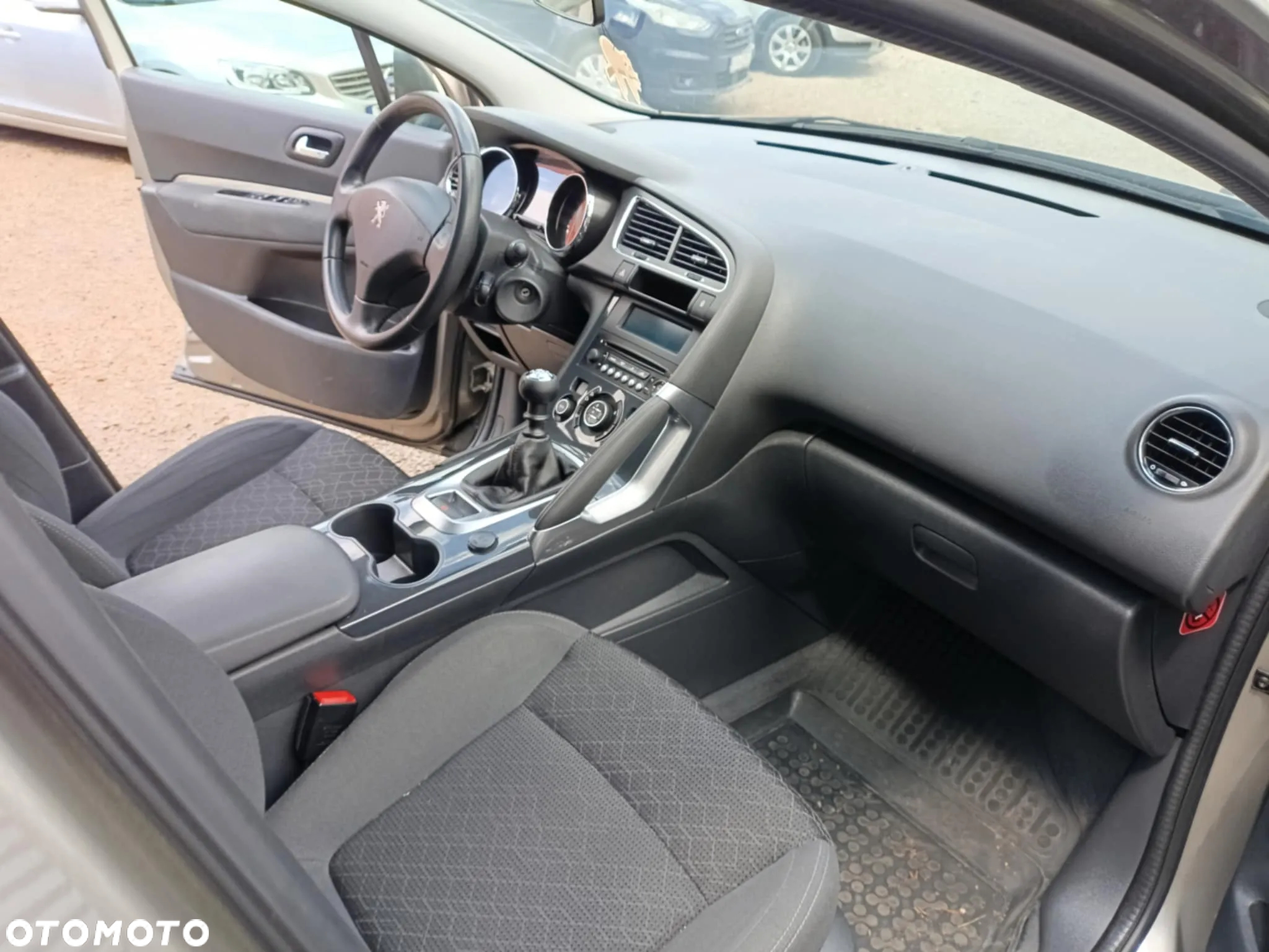 Peugeot 3008 1.2 PureTech Active - 10