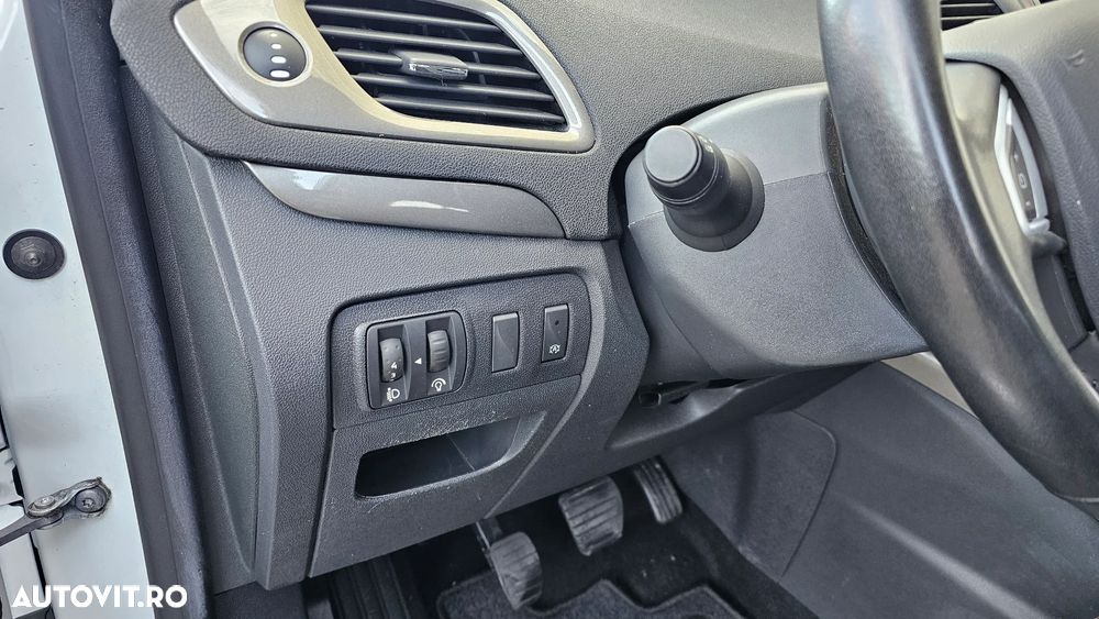 Renault Scenic ENERGY TCe 115 S&S Xmod Paris - 20