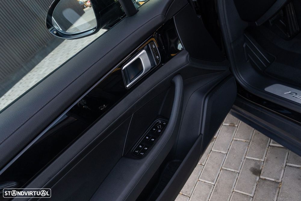 Porsche Panamera 4 - 13