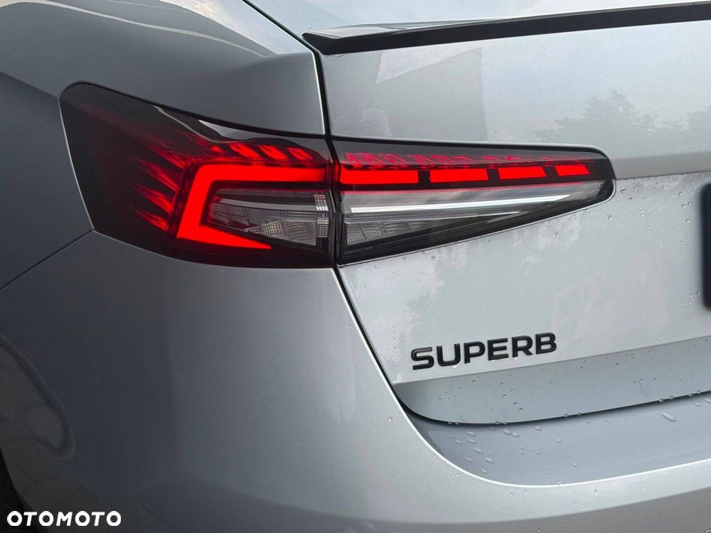 Skoda Superb 2.0 TSI Sportline DSG - 21