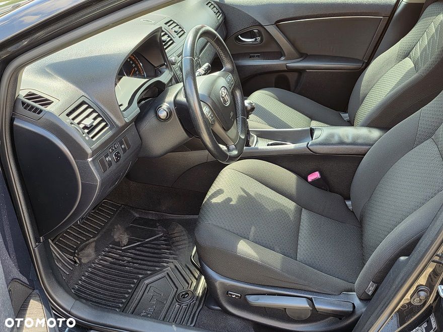 Toyota Avensis 2.0 D-4D Platinium - 13
