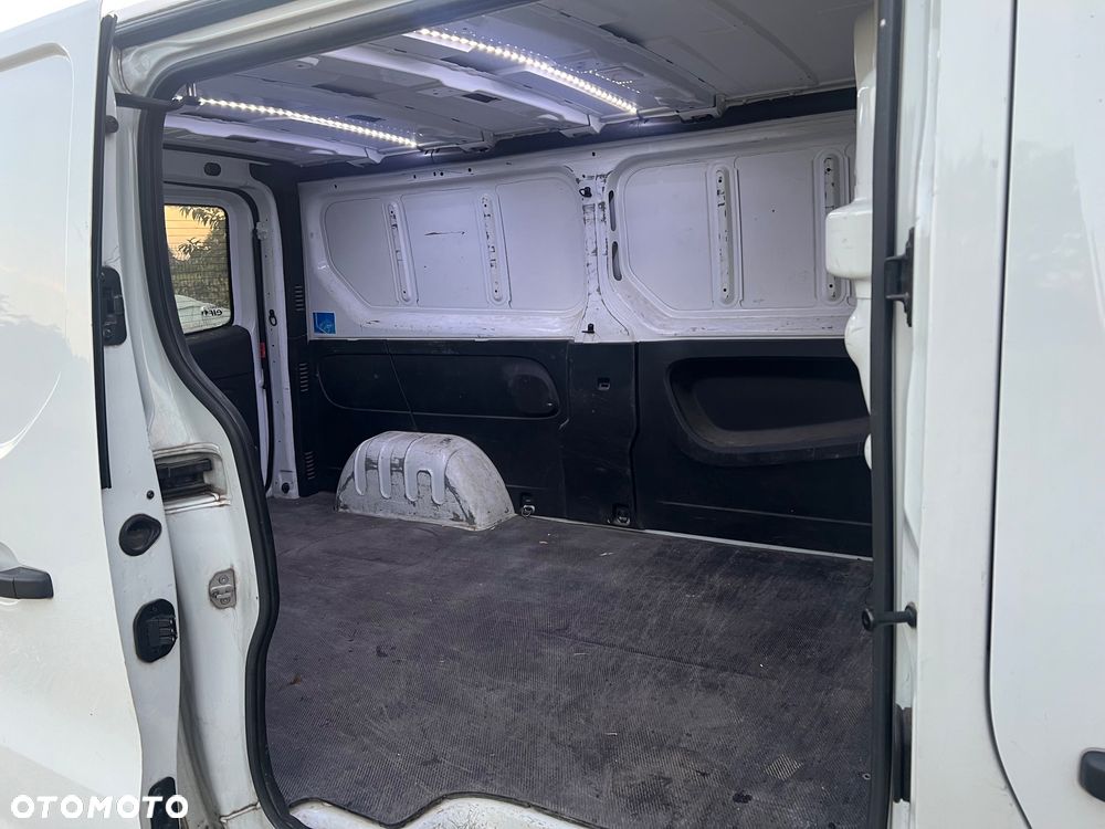 Renault Trafic - 9