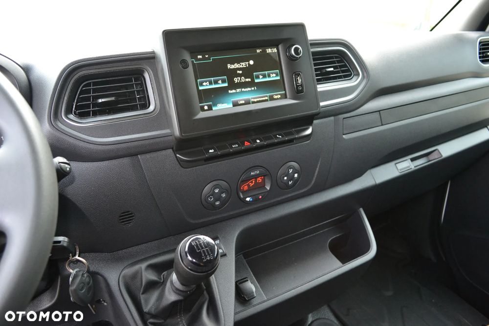 Renault Master - 18