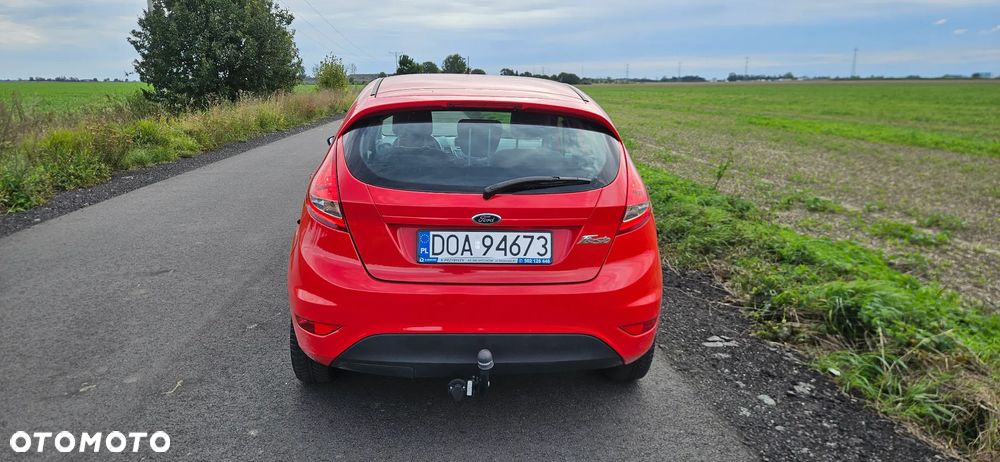 Ford Fiesta 1.25 Ambiente EU5 - 6