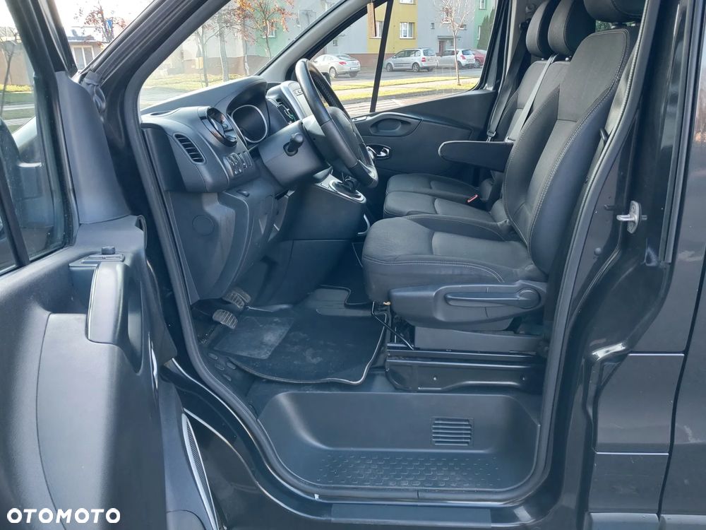 Renault Trafic SpaceClass 2.0 dCi - 12