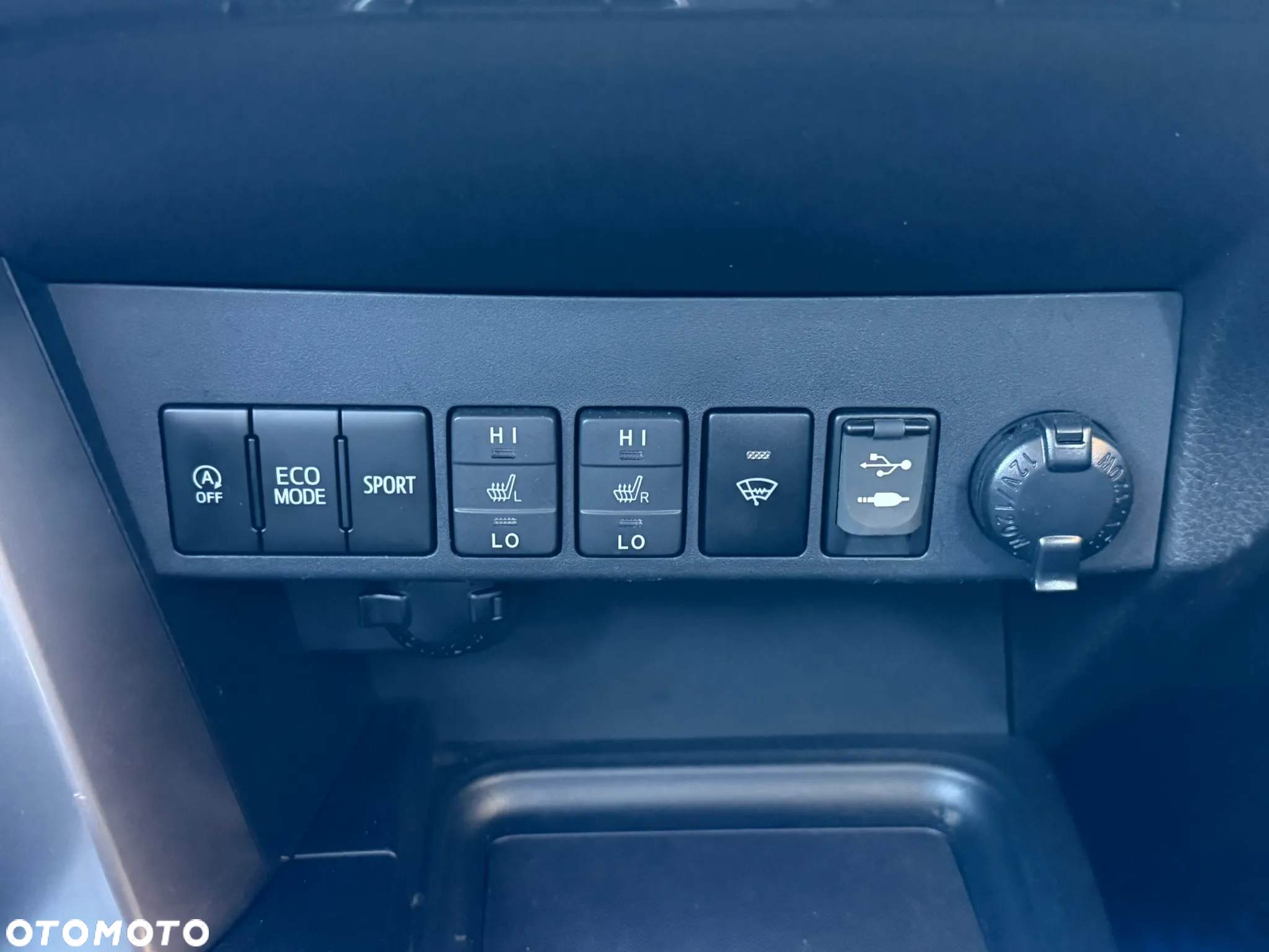 Toyota RAV4 2.0 Premium 4x4 MS - 15