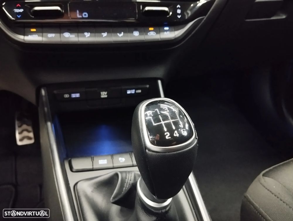 Hyundai Bayon 1.0 T-GDI Premium - 29