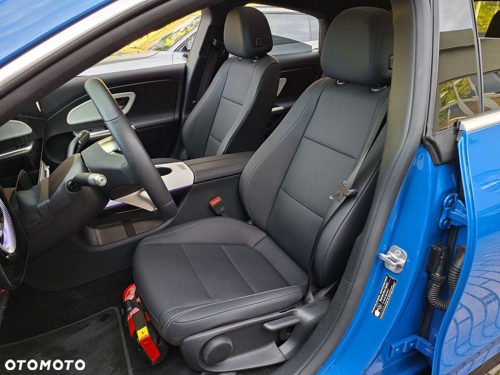 Mercedes-Benz CLA 180 mHEV 8G-DCT - 12
