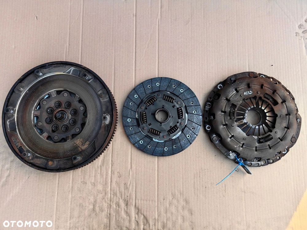 Sprzęgło BMW e81 e82 e87 e88 N47S 123d 204KM dwumas tarcza docisk - 1