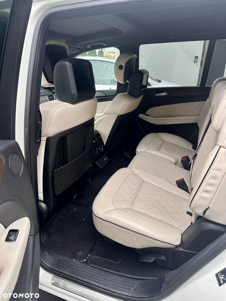 Mercedes-Benz GL 500 4-Matic - 13