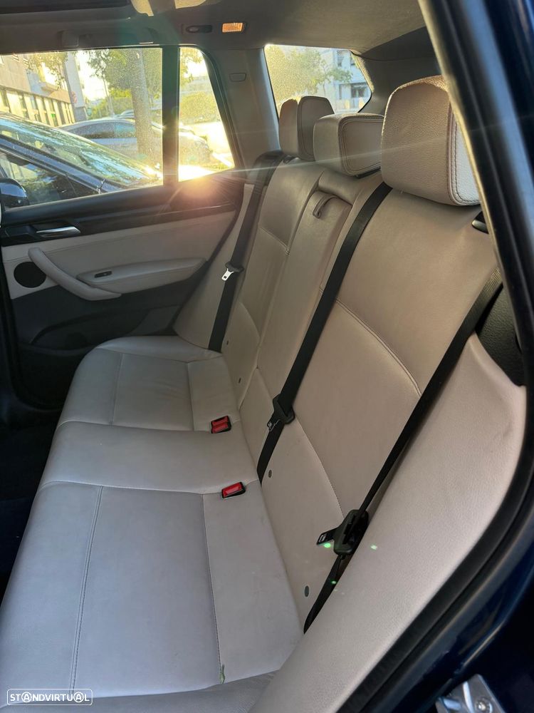 BMW X3 20 d xDrive Auto - 4