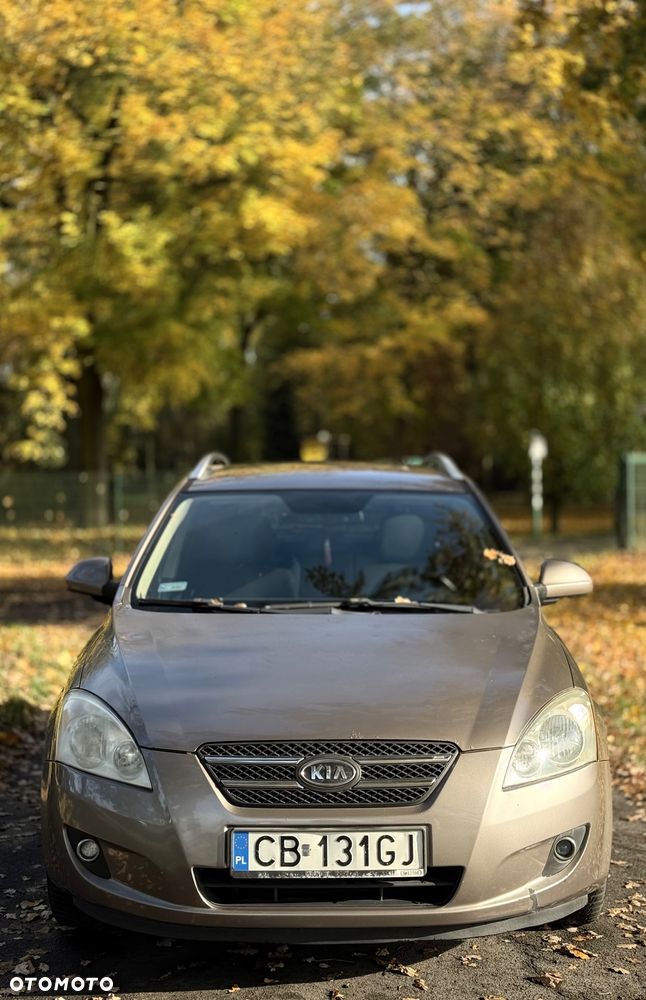 Kia Ceed Cee'd 1.6 Crdi Comfort + - 17