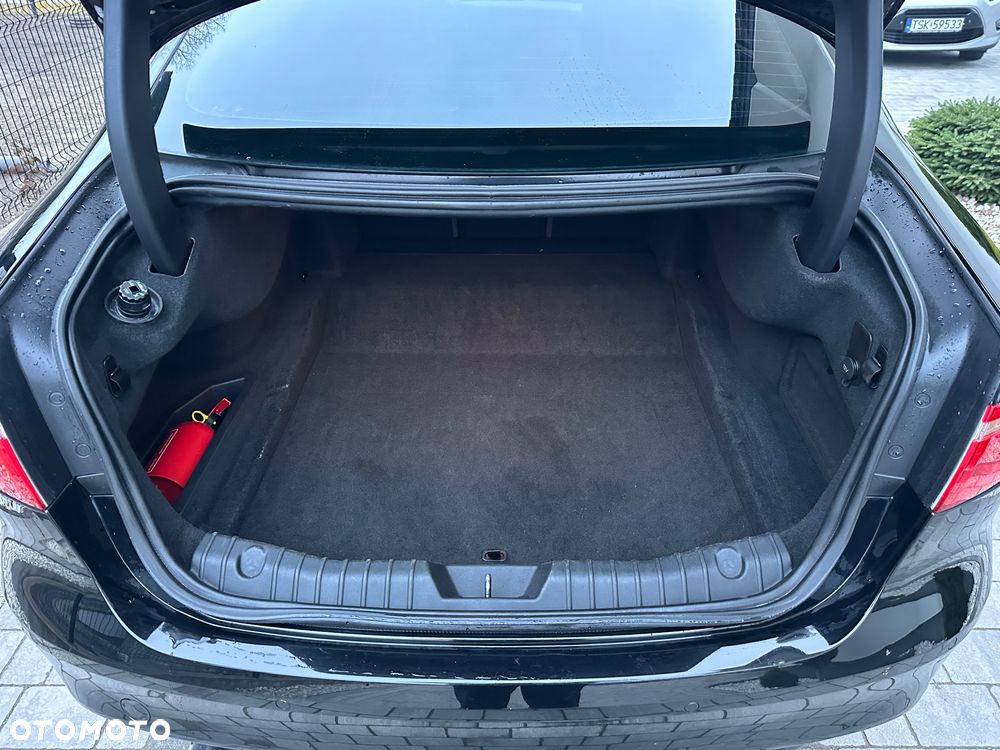 Jaguar XF 2.0 i4D Prestige - 11