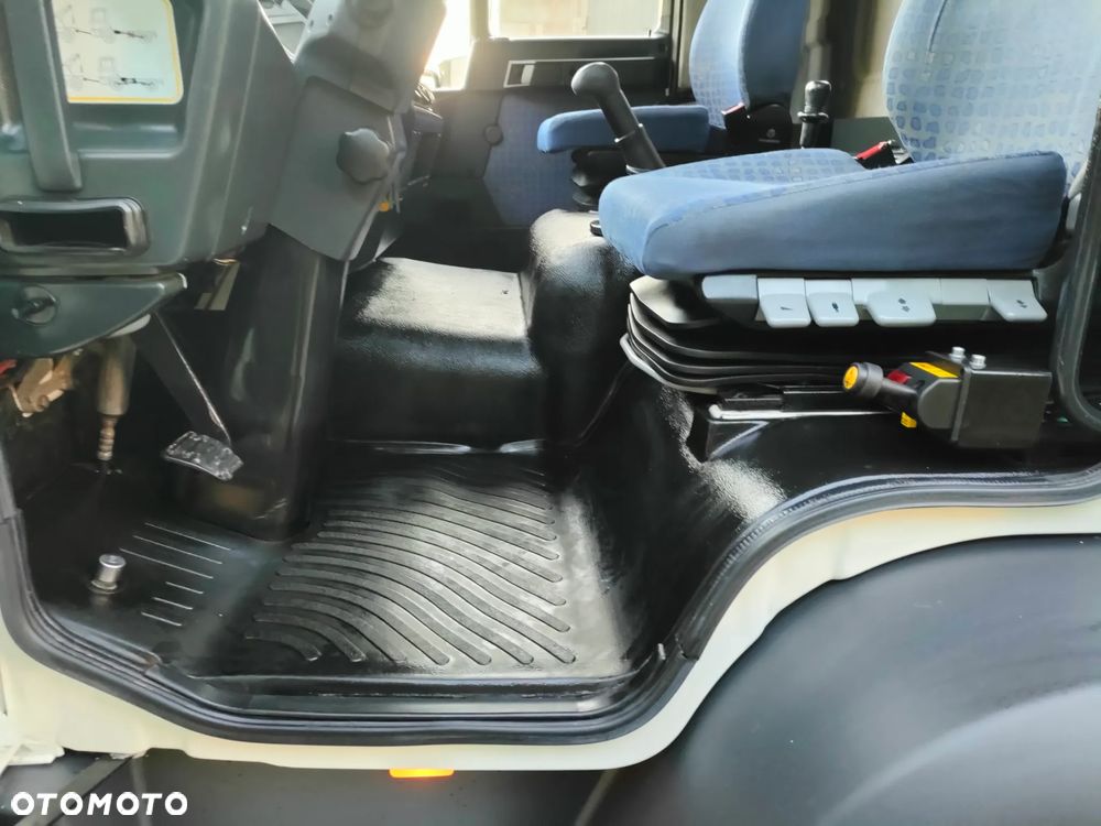 MAN Le 18.250/18.220 Tgm 18.240 /Tgl12.250/12.220 Axor/Atego/Mercedes/Volvo - 32