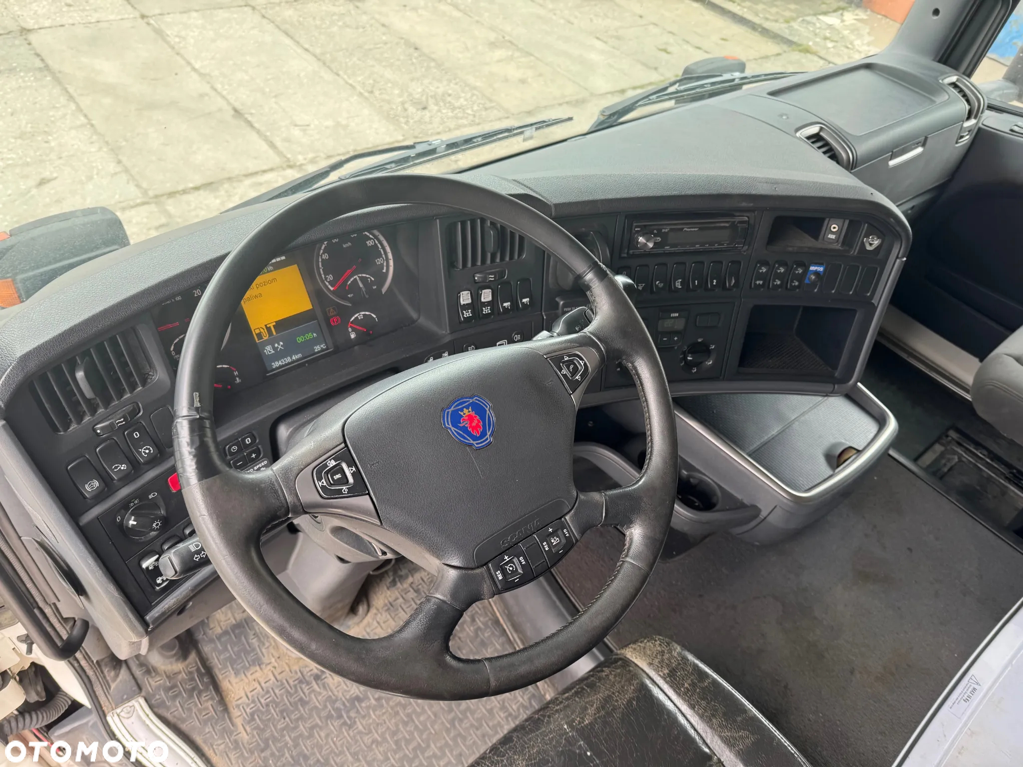 Scania R560 6X4 - 9