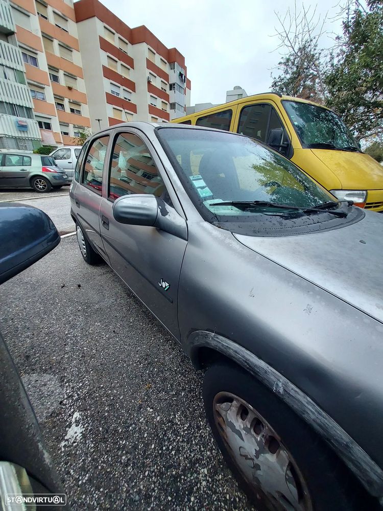 Opel Corsa 1.2 Joy - 4
