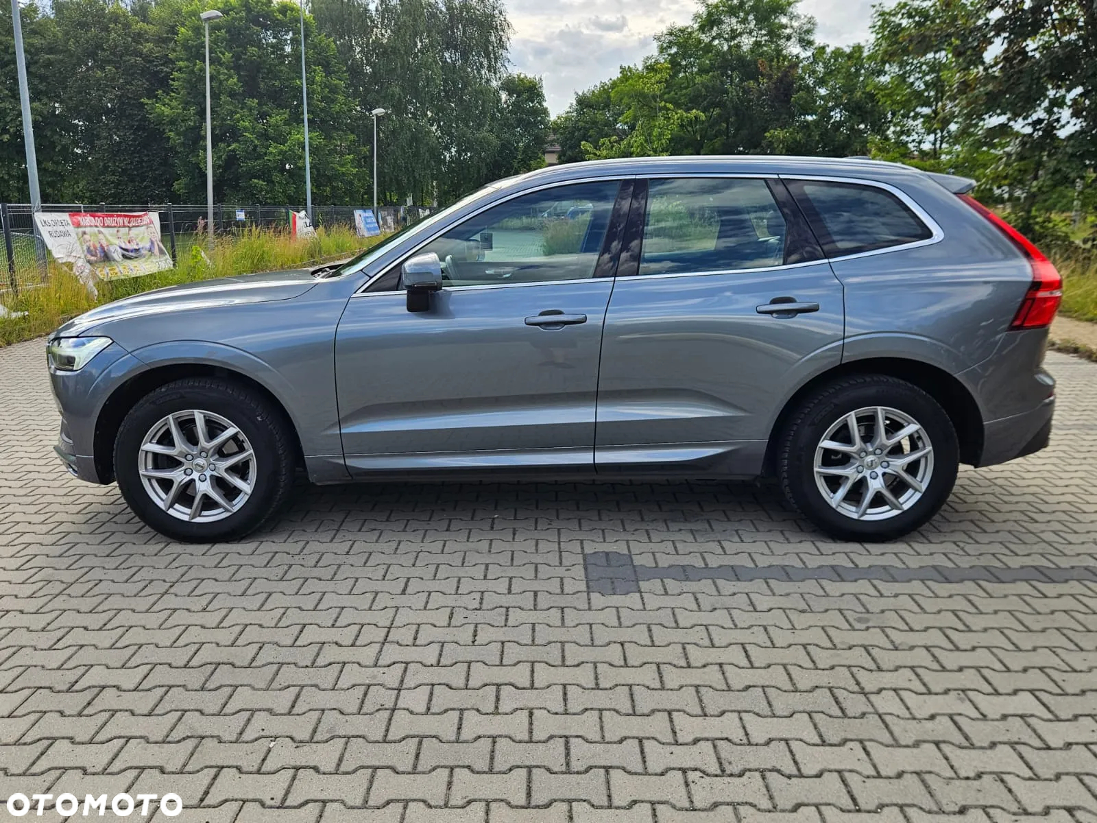 Volvo XC 60 D4 Momentum - 6