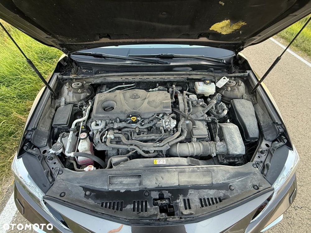 Toyota Camry 2.5 Hybrid Executive CVT - 8