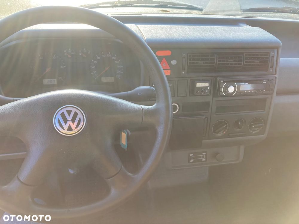 Volkswagen Transporter - 7