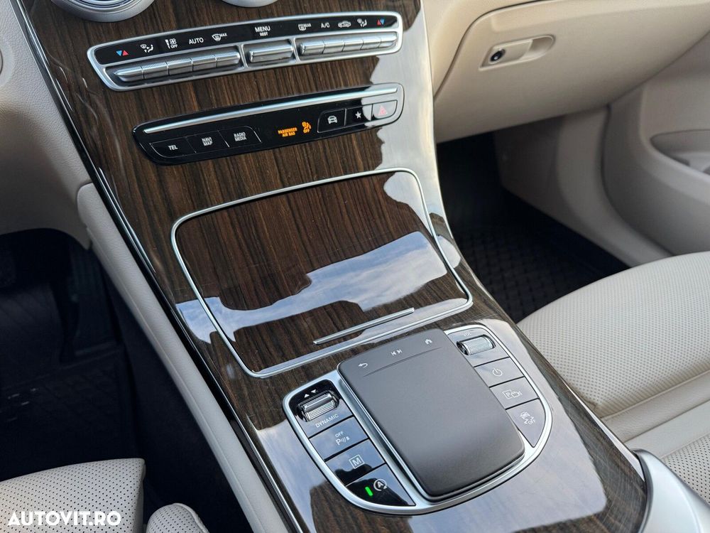 Mercedes-Benz GLC - 12