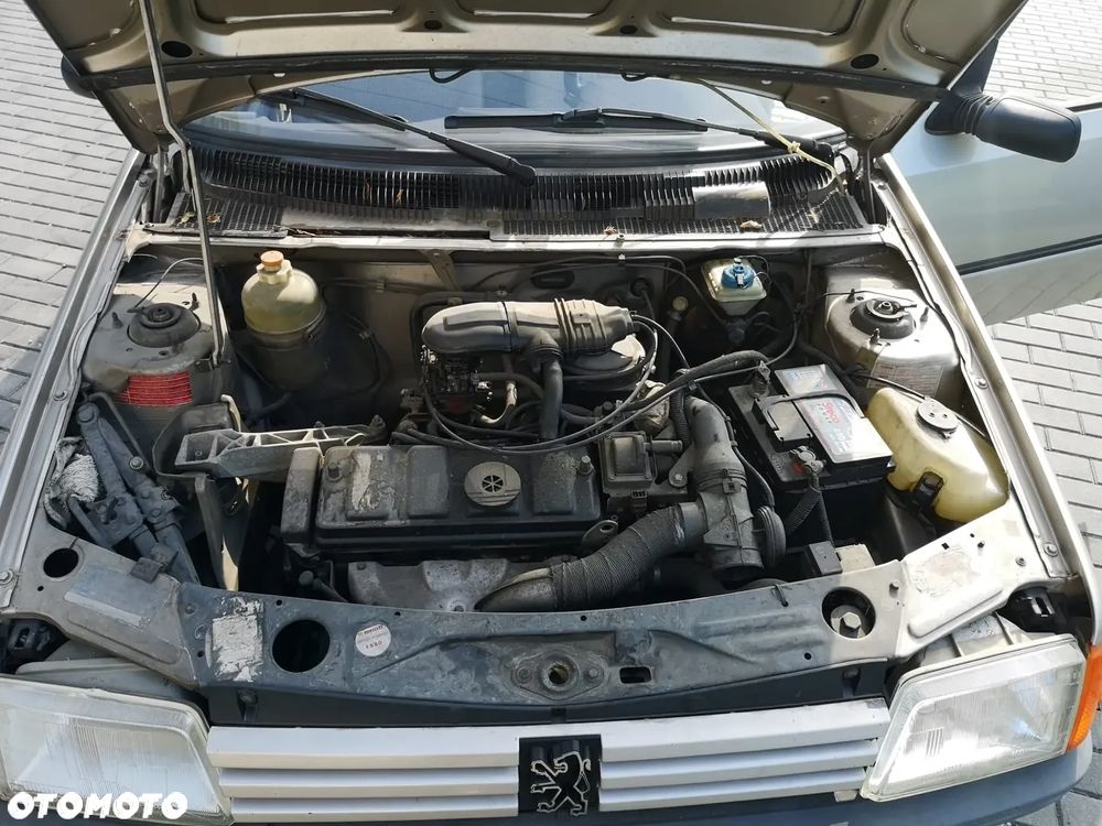 Peugeot 205 1.1 GL - 22