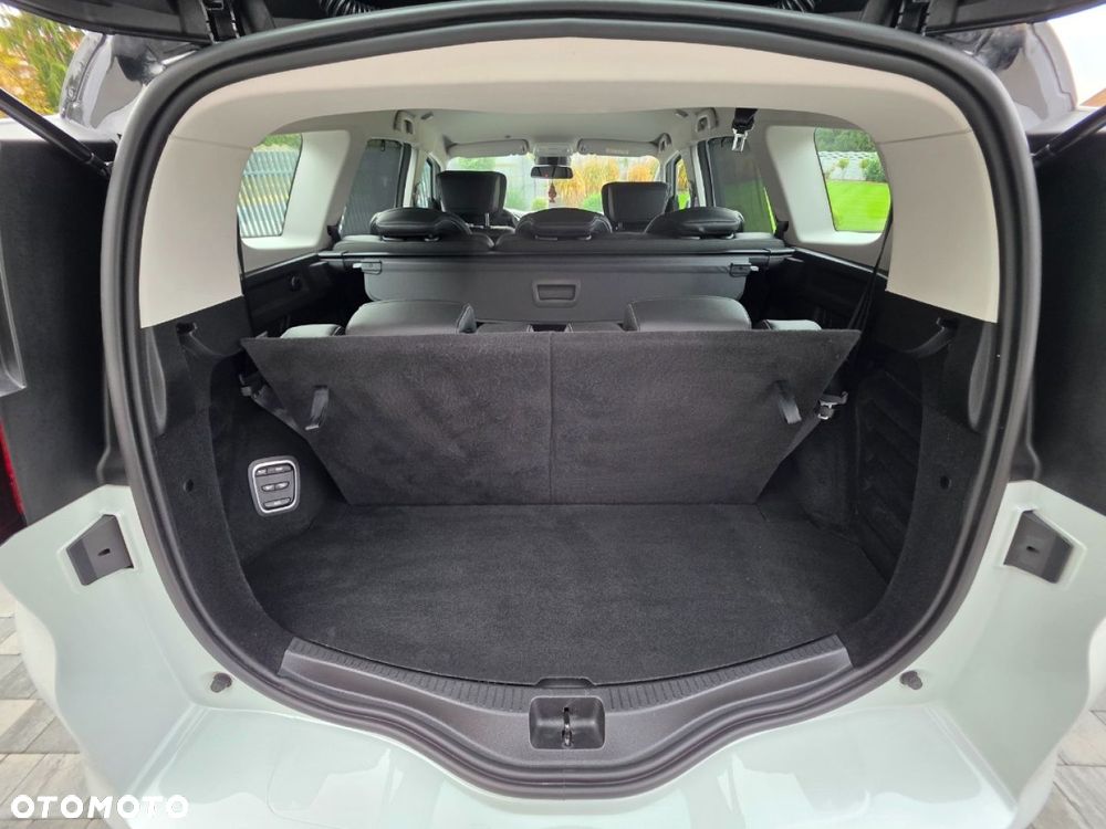 Renault Grand Scenic - 28