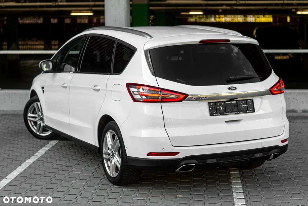 Ford S-Max - 15