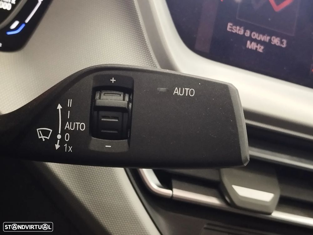 BMW 216 d Advantage — fotografia 21