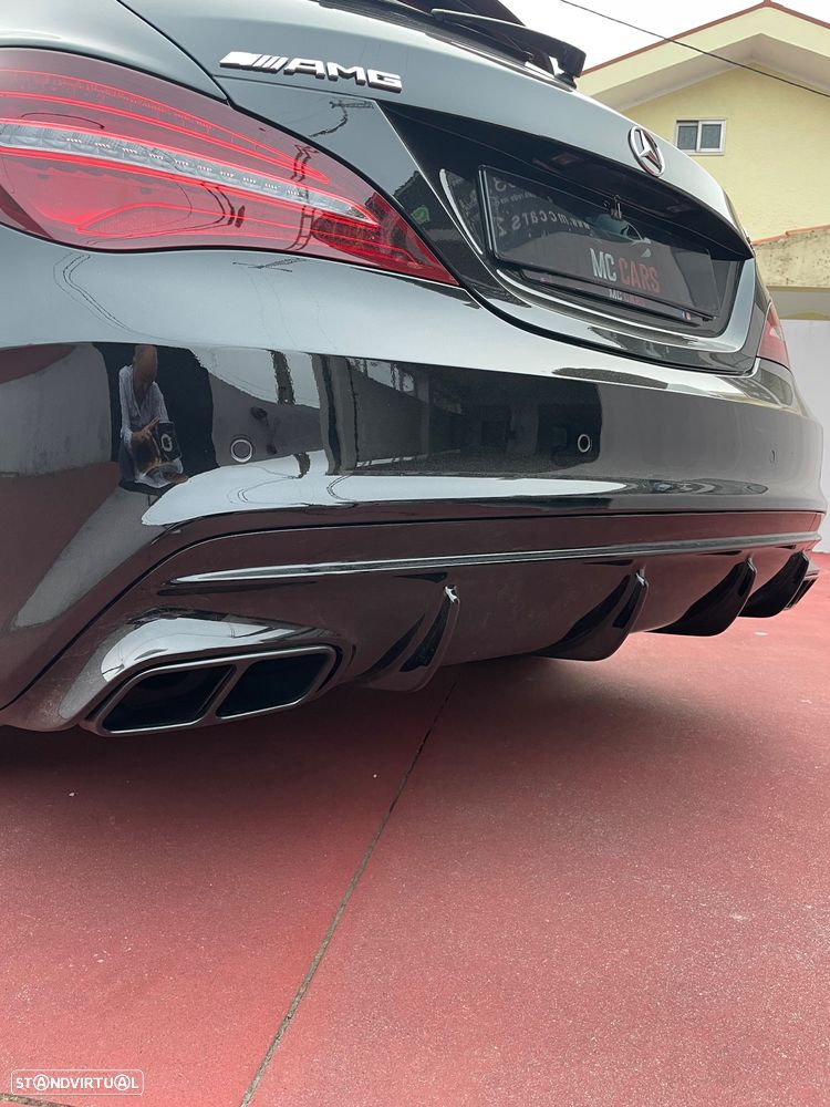 Mercedes-Benz CLA 45 AMG 4Matic Shooting Brake Speedshift 7G-DCT Night Edition - 28