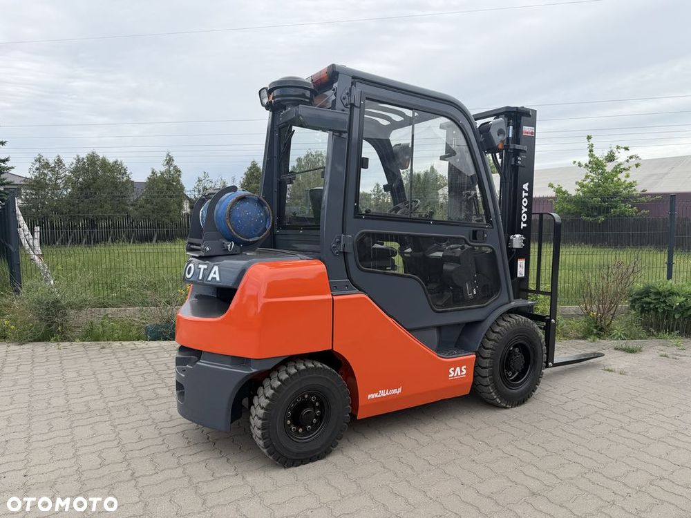 Toyota 02-8FGF25 - 1
