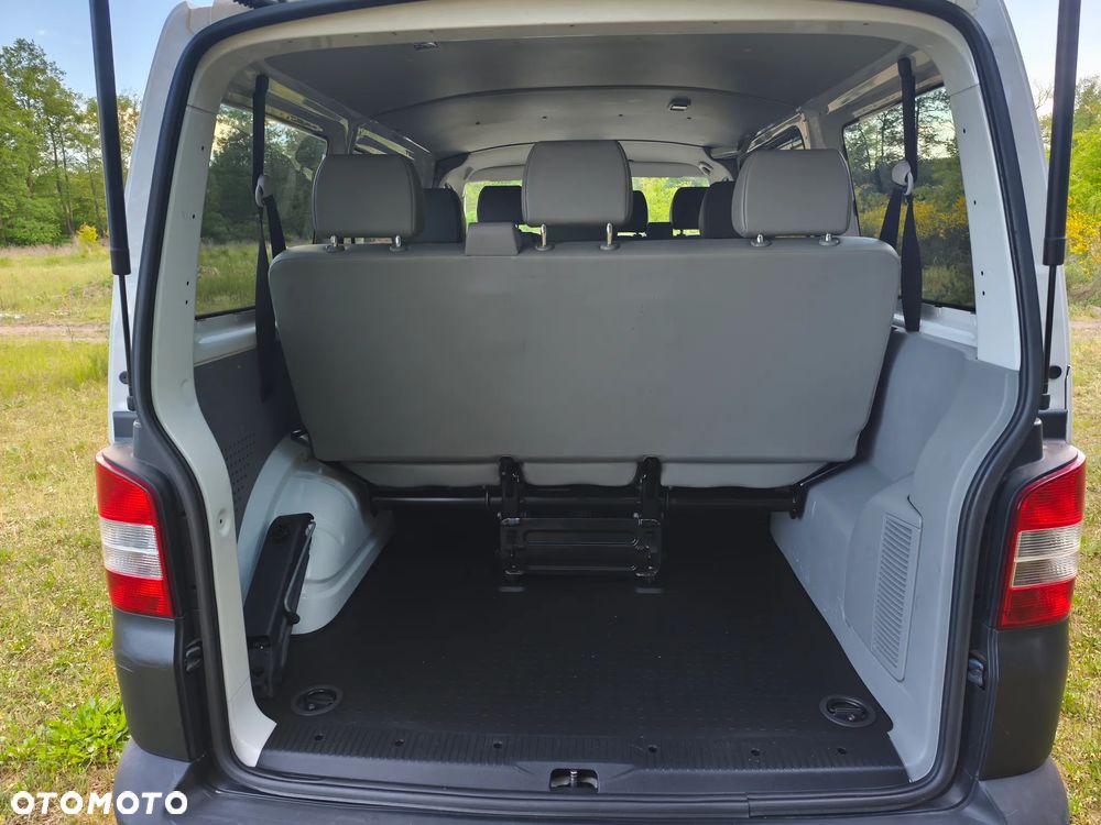 Volkswagen Transporter - 22