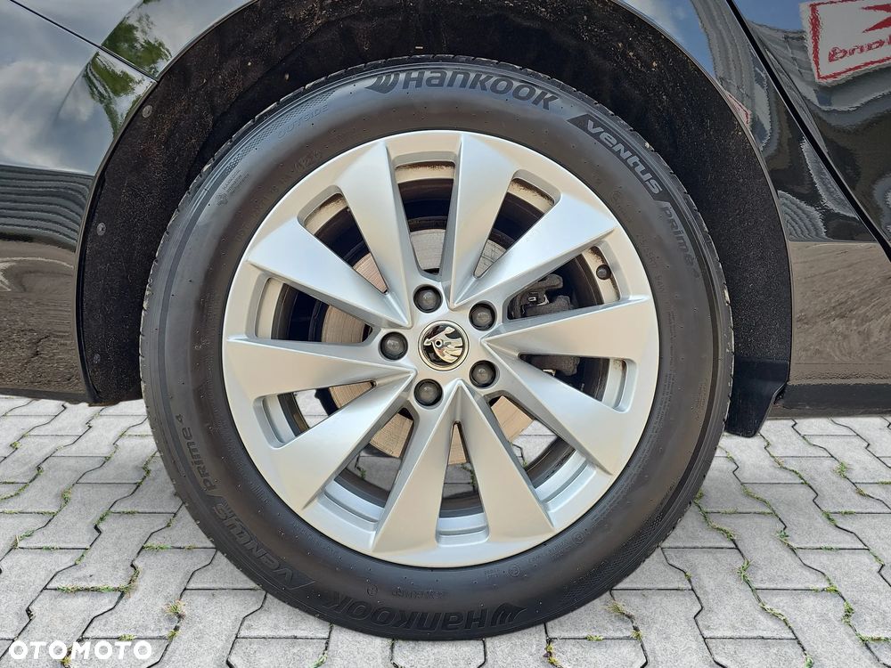 Skoda Superb 2.0 TDI SCR 4x4 Selection DSG - 14