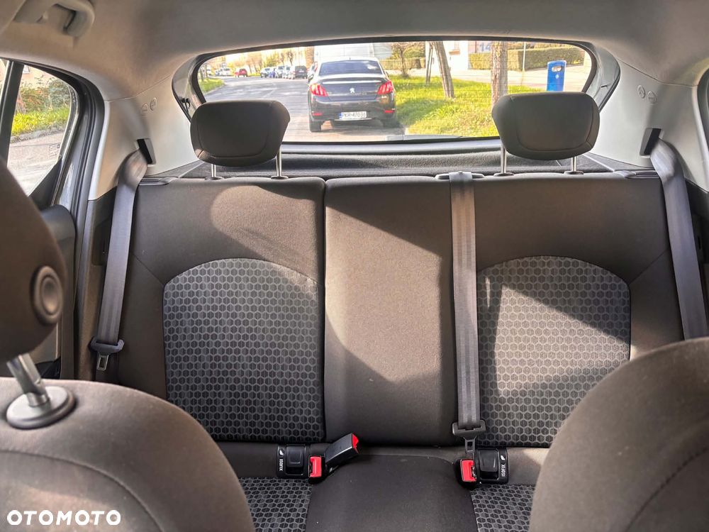 Opel Corsa - 8