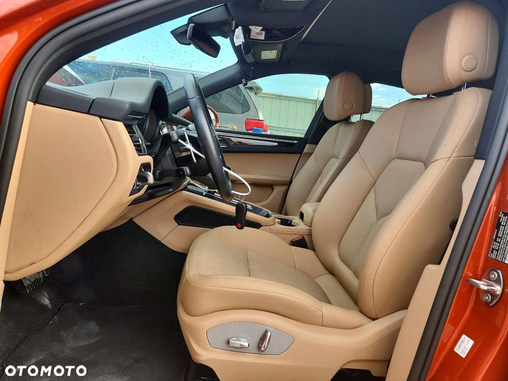 Porsche Macan - 7