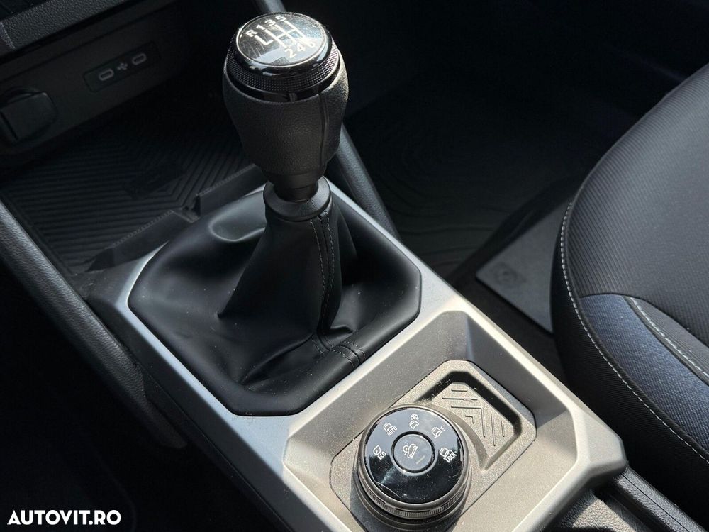 Dacia Duster TCe 130 4X4 MHEV Journey - 11