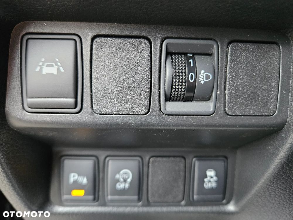 Nissan Qashqai 1.2 DIG-T N-Connecta - 22