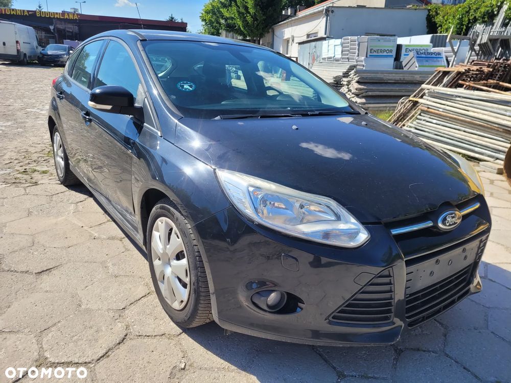 Ford Focus 1.6 TDCi DPF SYNC Edition - 10