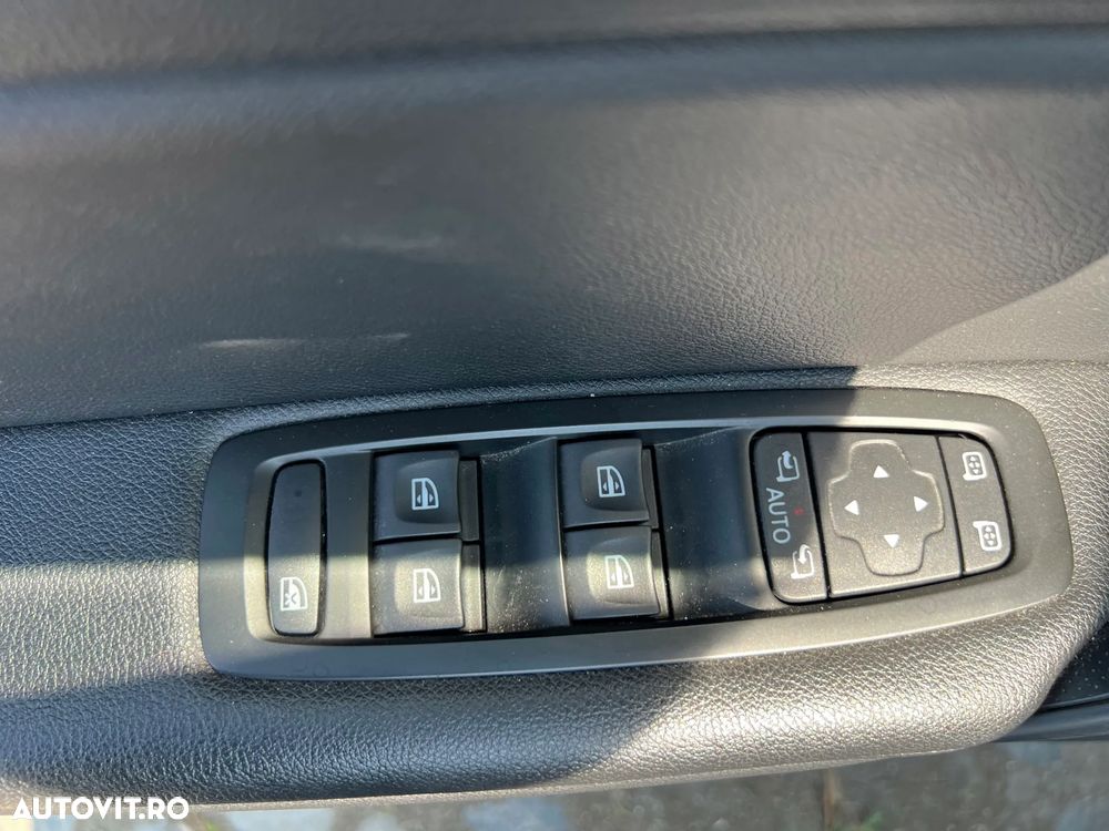 Renault Megane TCe 140 EDC GPF Intens - 19