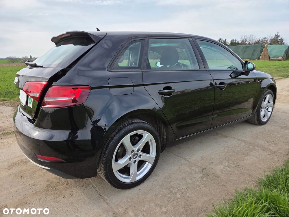 Audi A3 Sportback 1.4 TFSI S tronic Ambiente - 21