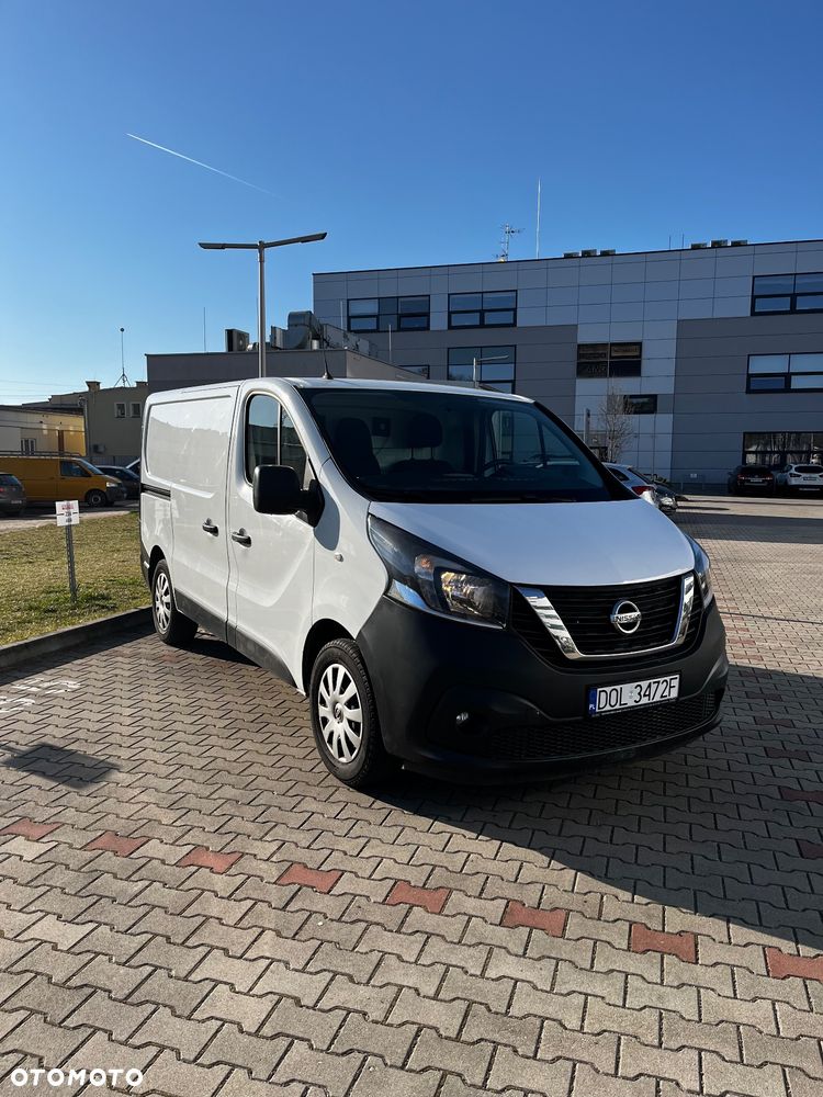 Nissan NV 300 Trafic Vivaro - 1