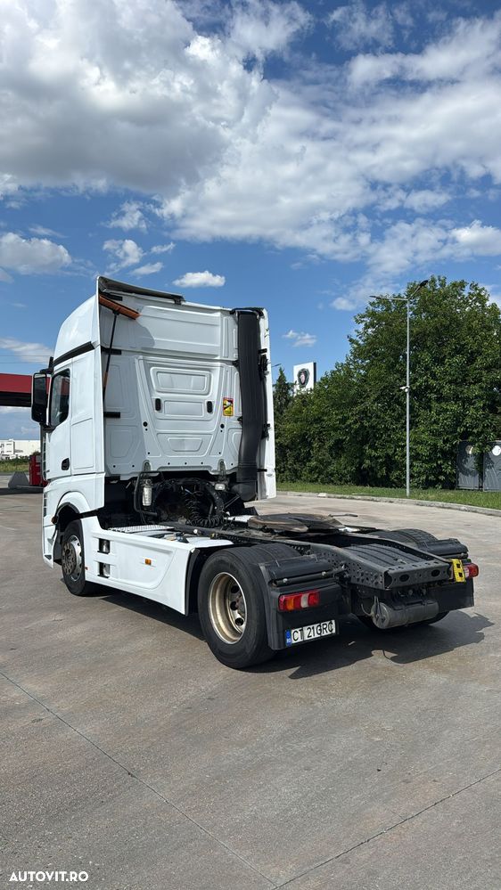Mercedes-Benz ACTROS - 5