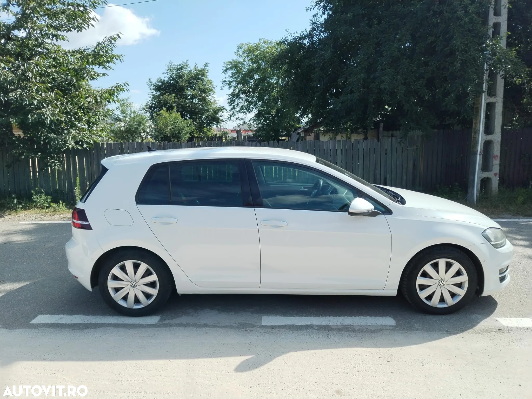 Volkswagen Golf 1.6 TDI BMT Comfortline - 4