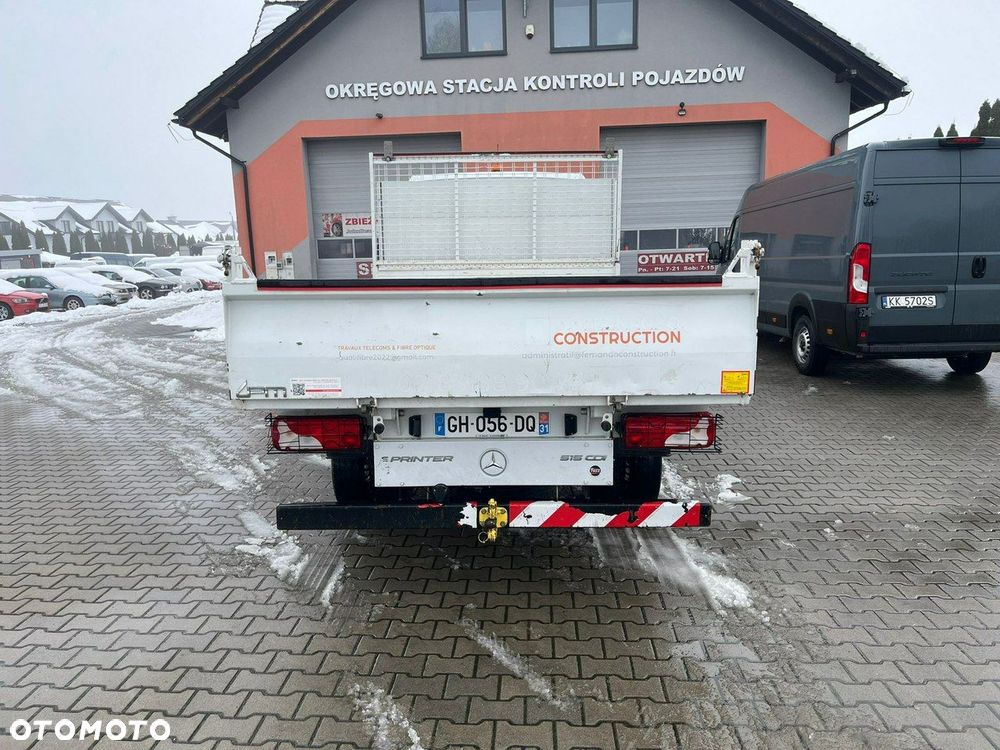 Mercedes-Benz Sprinter - 19