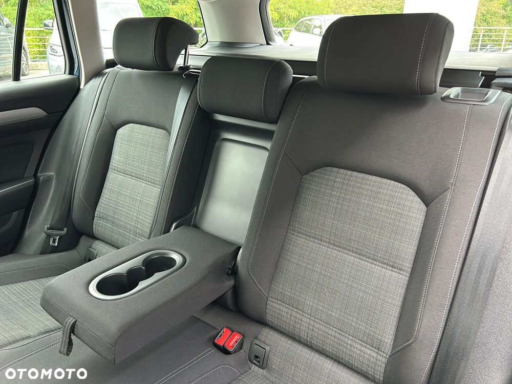 Volkswagen Passat Variant 1.5 TSI EVO Business - 19