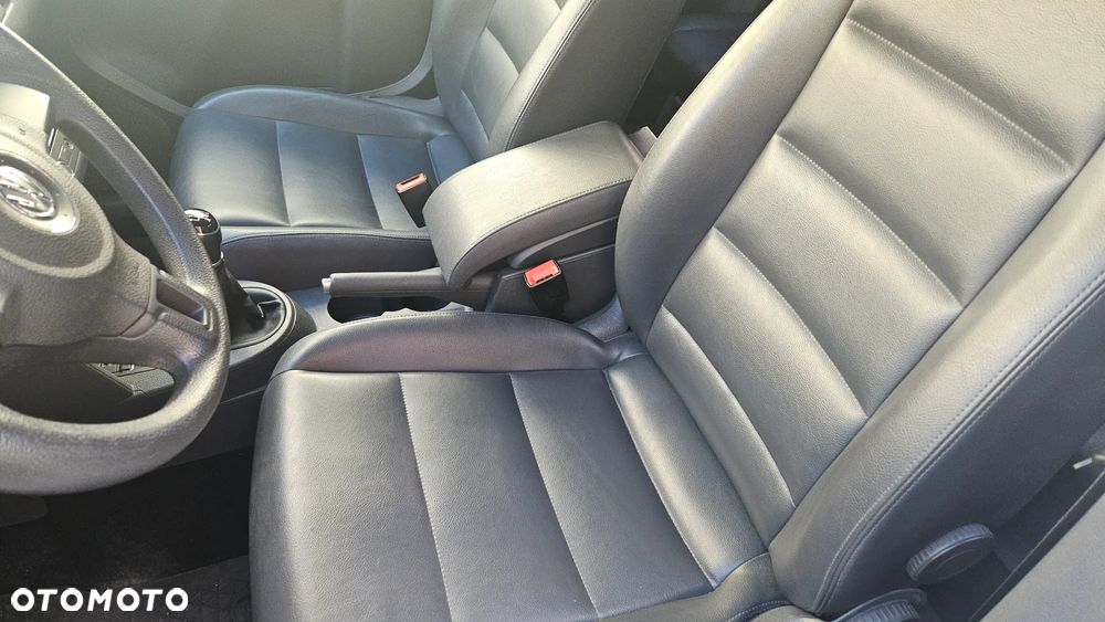 Volkswagen Touran 1.6 TDI DPF BlueMotion Technology Highline - 8