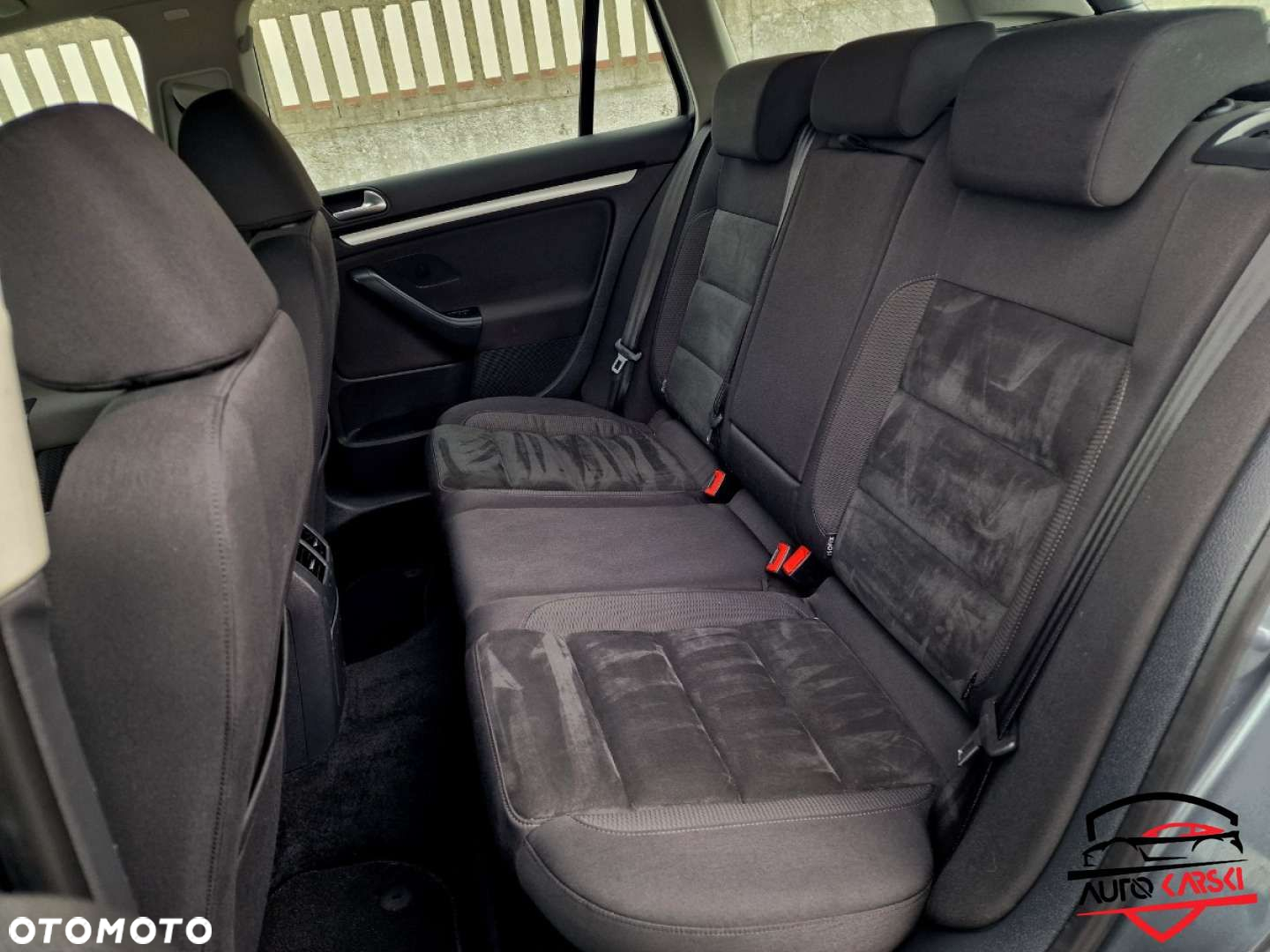 Volkswagen Golf - 27