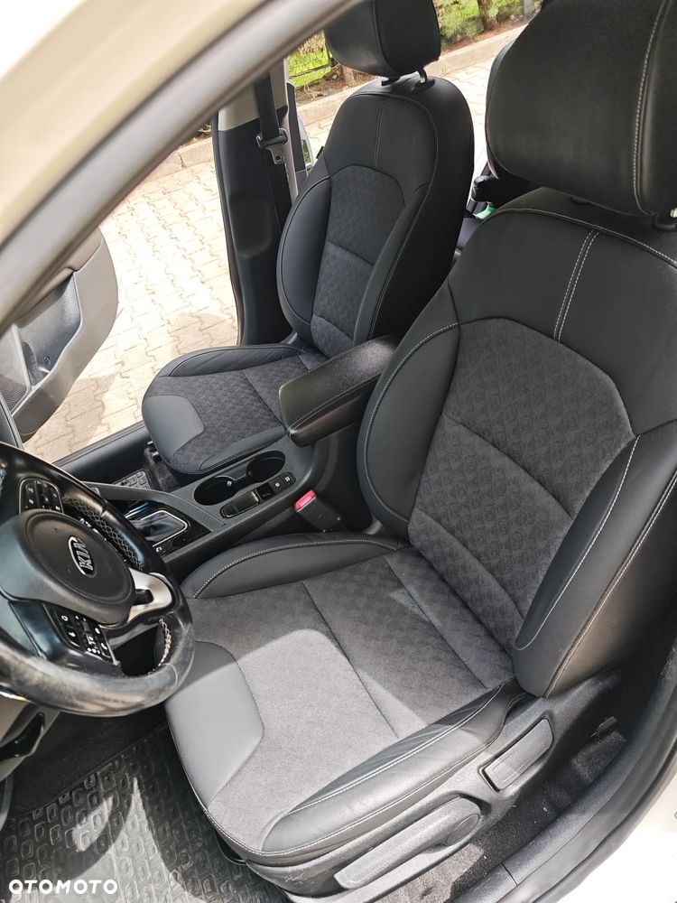 Kia Niro 1.6 GDI HEV 2WD OPF Spirit - 15