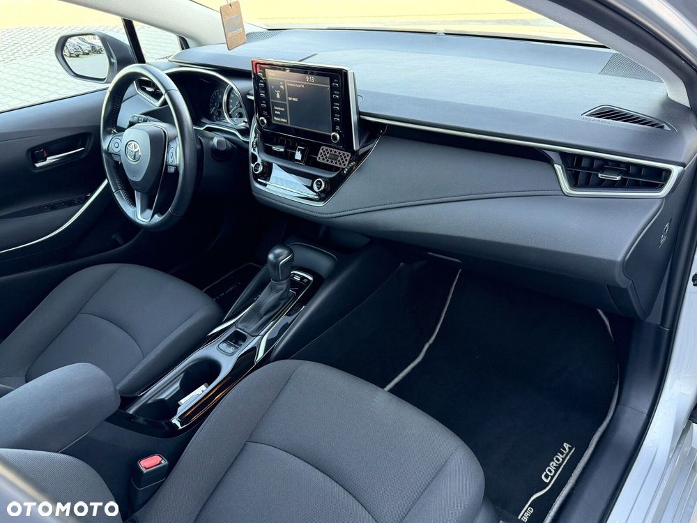 Toyota Corolla - 24