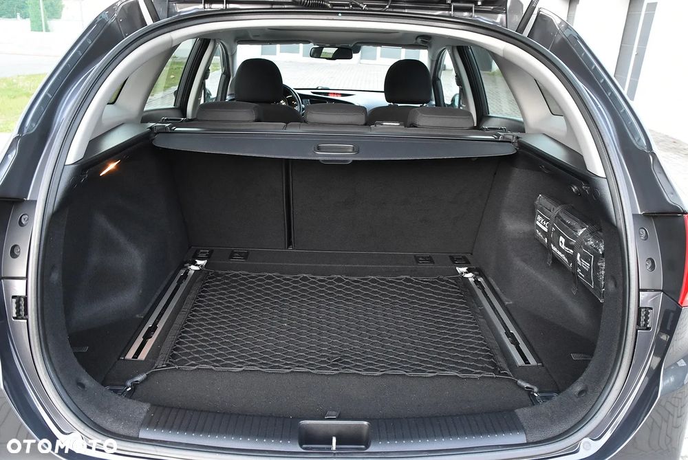 Kia Ceed 1.6 GDI DCT Platinum Edition - 16