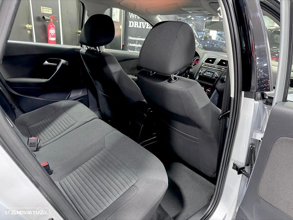 VW Polo 1.2 Confortline - 30